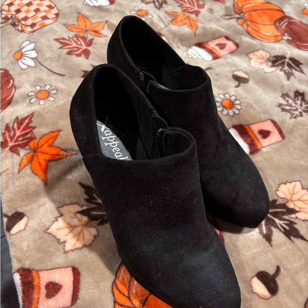 Xappeal Women's Elegant Black Heels